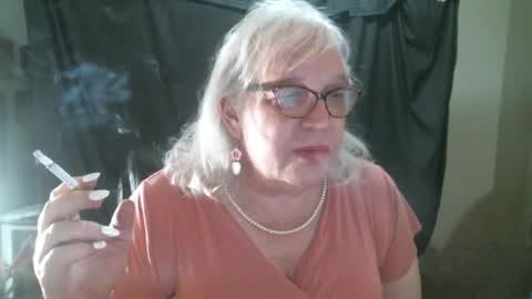 Snapshot of sissydianetx chatting on 23, 9, 2025 Sissy Diane online show from 23, 9, 2025