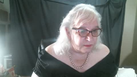 Snapshot of sissydianetx chatting on 26, 10, 2025 Sissy Diane online show from 26, 10, 2025