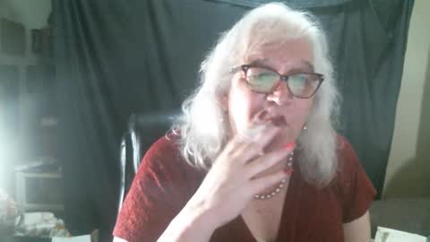 Snapshot of sissydianetx chatting on 13, 11, 2025 Sissy Diane online show from 13, 11, 2025