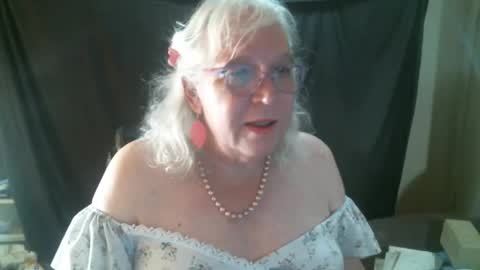 Snapshot of sissydianetx chatting on 16, 11, 2025 Sissy Diane online show from 16, 11, 2025