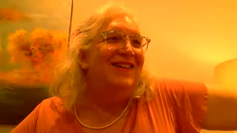 Snapshot of sissydianetx chatting on 24, 11, 2025 Sissy Diane online show from 24, 11, 2025