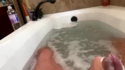 sitonmy6inches online show from 23, 2, 2026