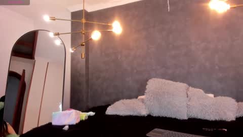 Snapshot of skailyn_angels chatting on 25, 2, 2026 SKAILYN ANGELS online show from 25, 2, 2026