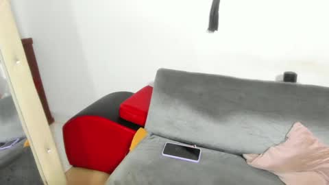 Skarleth online show from 5, 12, 2024