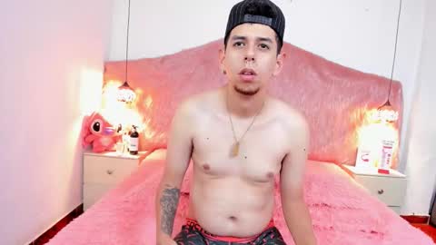 skarletruiz online show from 18, 2, 2026