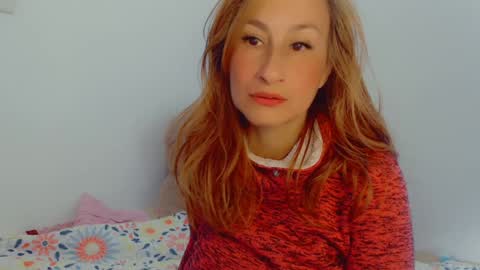 Snapshot of skarlett2072 chatting on 21, 12, 2024 Arlett online show from 21, 12, 2024
