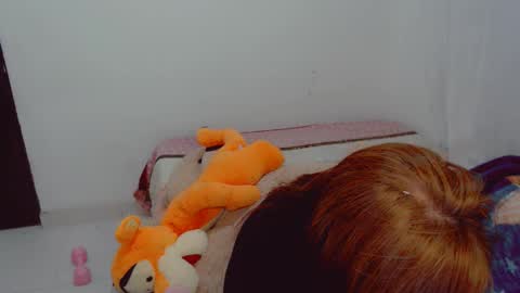 Snapshot of skarlett2072 chatting on 6, 10, 2025 Arlett online show from 6, 10, 2025