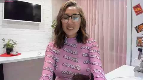 skarlett online show from 4, 7, 2026