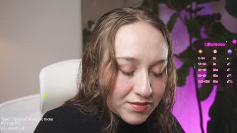 Im Scarlett  ONLINE  5pm-10pm NYC time  online show from 26, 1, 2025