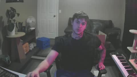 Snapshot of skateboardskate chatting on 2, 1, 2025 Skateboard online show from 2, 1, 2025