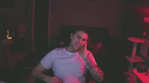 Snapshot of skateboardskate chatting on 2, 2, 2025 Skateboard online show from 2, 2, 2025