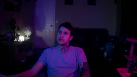 Snapshot of skateboardskate chatting on 2, 3, 2025 Skateboard online show from 2, 3, 2025