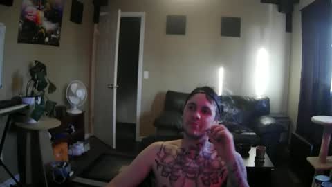 Snapshot of skateboardskate chatting on 2, 3, 2025 Skateboard online show from 2, 3, 2025