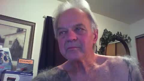 skeeeziks online show from 19, 5, 2026