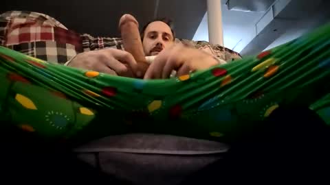 Snapshot of skibumsb chatting on 5, 1, 2026 skibumsb online show from 5, 1, 2026