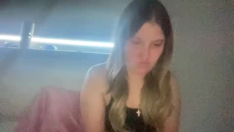 Snapshot of skiimaskabby chatting on 6, 3, 2026 skiimaskabby online show from 6, 3, 2026