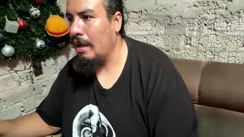 Snapshot of skinhell chatting on 5, 6, 2026 Elias online show from 5, 6, 2026
