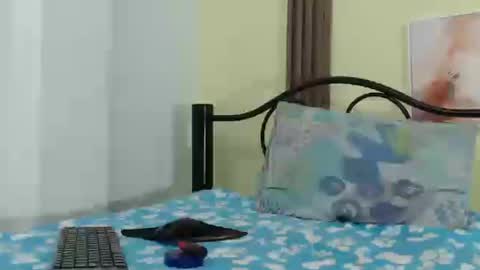 Snapshot of skinny18sexy chatting on 14, 6, 2026 skinny online show from 14, 6, 2026