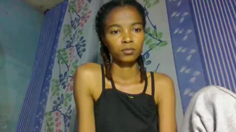 skinny7809 online show from 15, 4, 2026