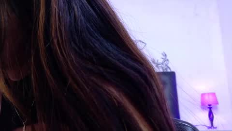 skinny_hottie18 online show from 1, 3, 2025