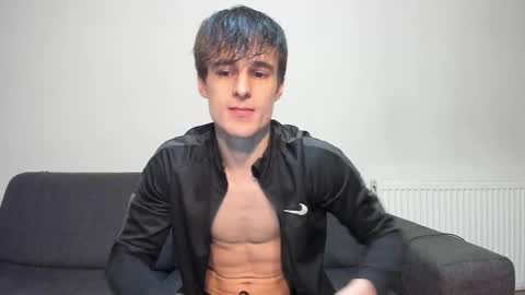 skinnyguywithbigd online show from 7, 3, 2025