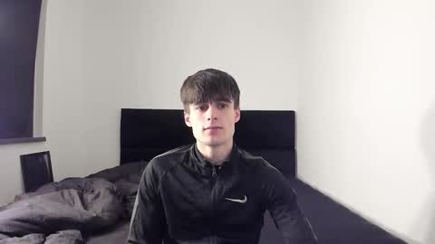 skinnyguywithbigd online show from 19, 10, 2025