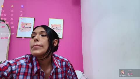 Snapshot of skinnyneighbour_ chatting on 23, 1, 2025 Karla online show from 23, 1, 2025