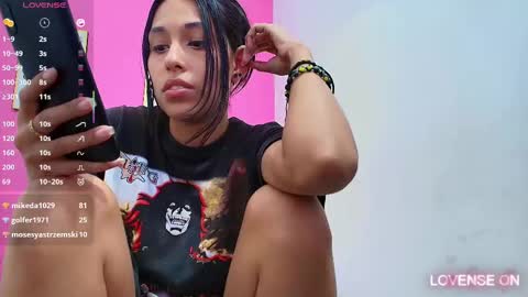 Snapshot of skinnyneighbour_ chatting on 13, 2, 2025 Karla online show from 13, 2, 2025