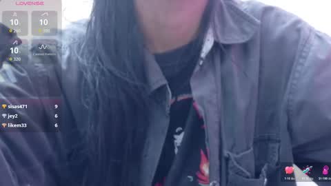 Snapshot of skinnyneighbour_ chatting on 12, 11, 2025 Karla online show from 12, 11, 2025