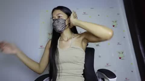 skinnythai4u online show from 18, 6, 2026