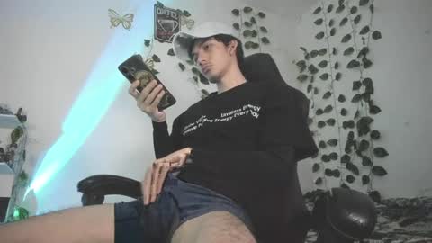 skiny_dann online show from 7, 4, 2026