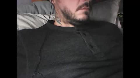 Snapshot of skippy6988 chatting on 8, 11, 2025 Easy-E online show from 8, 11, 2025