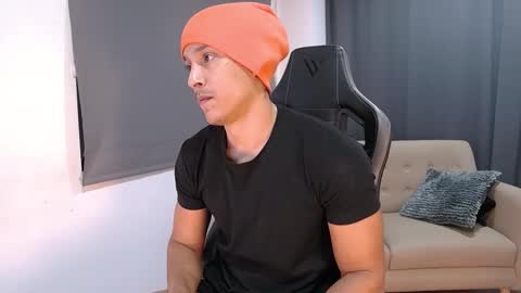 Liam Vokov online show from 15, 2, 2026