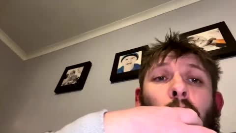 Snapshot of skuzzy25 chatting on 7, 1, 2025 skuzzy25 online show from 7, 1, 2025