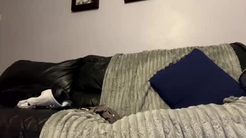 Snapshot of skuzzy25 chatting on 21, 1, 2025 skuzzy25 online show from 21, 1, 2025