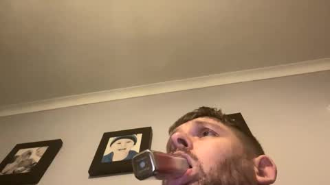 Snapshot of skuzzy25 chatting on 28, 1, 2025 skuzzy25 online show from 28, 1, 2025