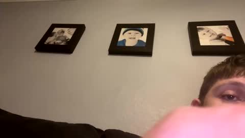 Snapshot of skuzzy25 chatting on 19, 2, 2025 skuzzy25 online show from 19, 2, 2025