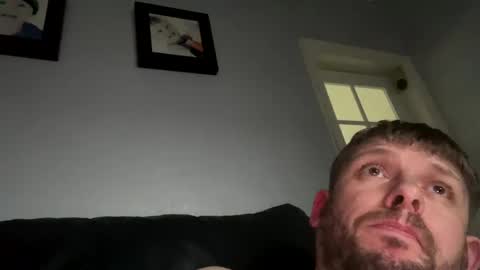 Snapshot of skuzzy25 chatting on 7, 3, 2025 skuzzy25 online show from 7, 3, 2025