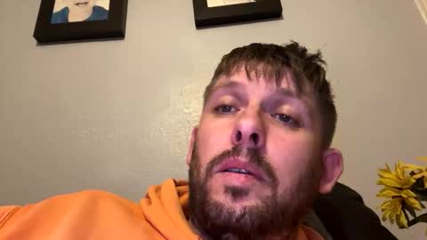 Snapshot of skuzzy25 chatting on 15, 9, 2025 skuzzy25 online show from 15, 9, 2025