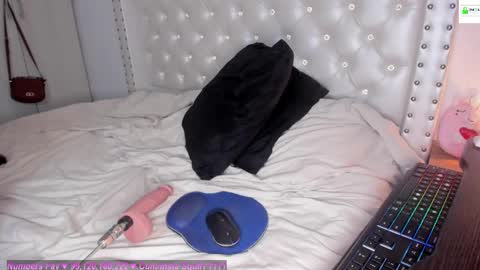 Sky  Independent model WISH LIST   online show from 26, 2, 2025