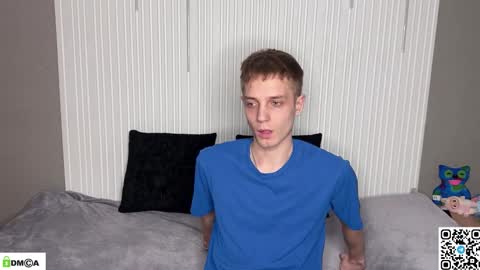 Snapshot of sky_hunter chatting on 3, 2, 2026 sky_hunter online show from 3, 2, 2026