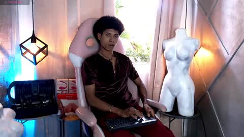 Snapshot of sky_walkerss chatting on 2, 4, 2026 sky_walkerss online show from 2, 4, 2026