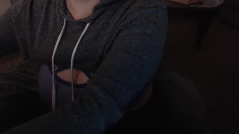 SKYLE   online show from 9, 3, 2025