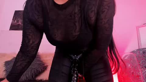 Snapshot of skydarkblue chatting on 3, 2, 2025 skydarkblue online show from 3, 2, 2025