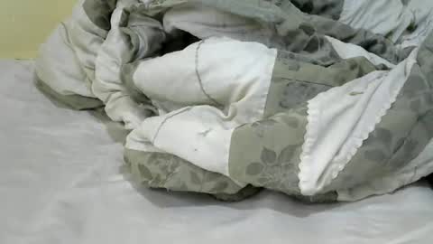 Snapshot of skylar2544 chatting on 22, 11, 2025 skylar2544 online show from 22, 11, 2025