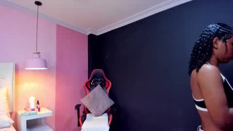 skylerbloom online show from 20, 10, 2025