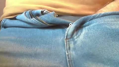 Snapshot of skypylot chatting on 8, 3, 2025 ResqPylot2 online show from 8, 3, 2025