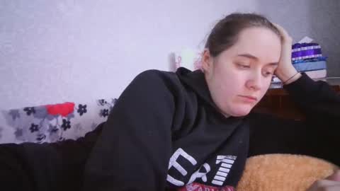 skyressie333 online show from 12, 2, 2025