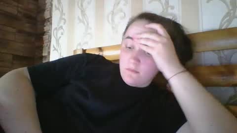 Snapshot of skyressie333 chatting on 27, 4, 2026 skyressie333 online show from 27, 4, 2026