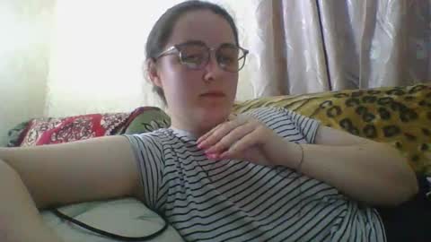 Snapshot of skyressie333 chatting on 1, 5, 2026 skyressie333 online show from 1, 5, 2026